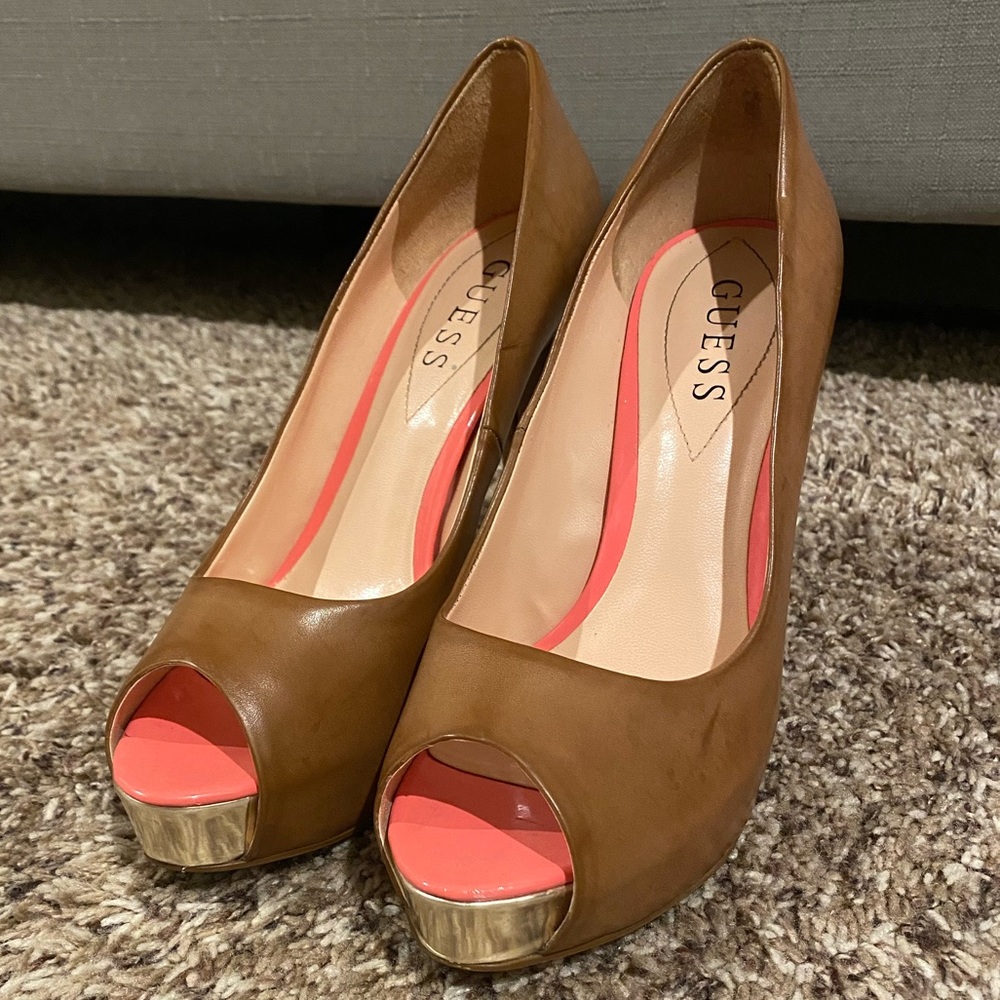 Guess Caramel stilettos